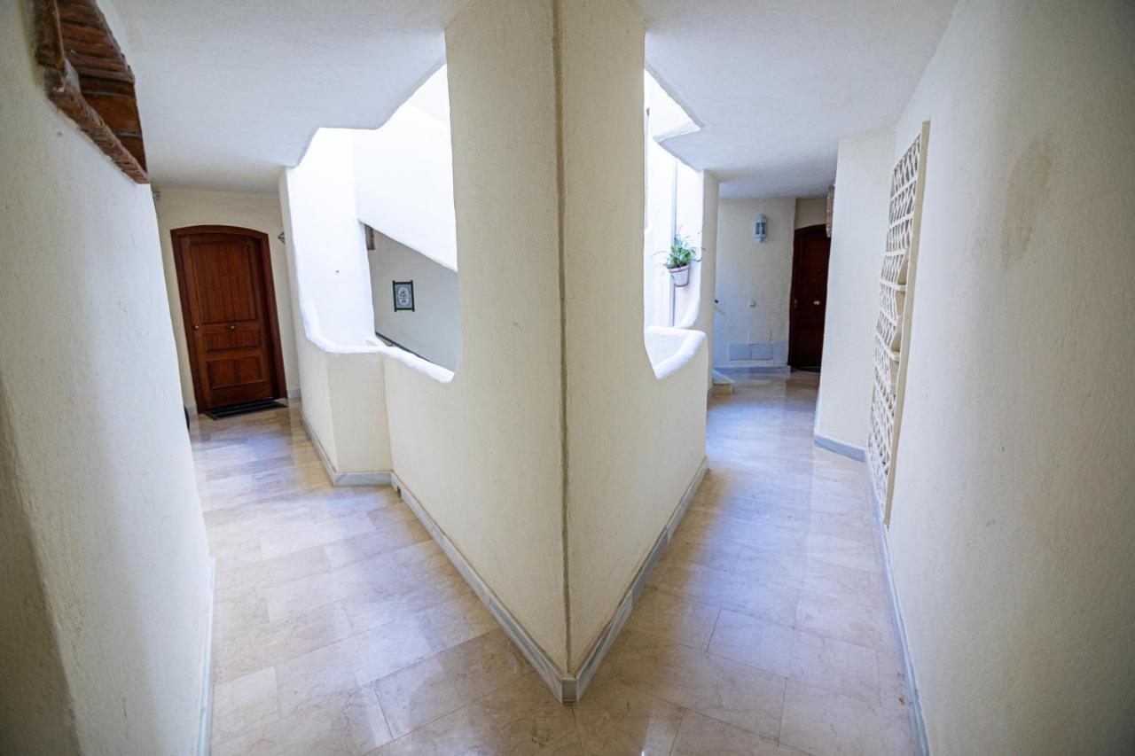 Sunstay Loft Puerto Marina בנאלמדנה מראה חיצוני תמונה