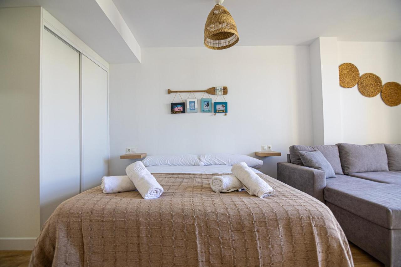 Sunstay Loft Puerto Marina בנאלמדנה מראה חיצוני תמונה