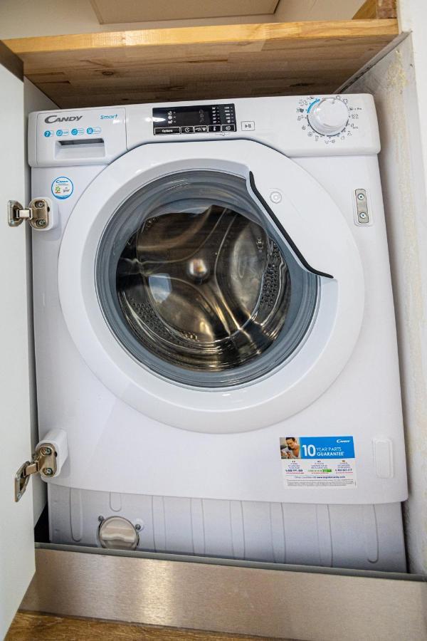 Sunstay Loft Puerto Marina בנאלמדנה מראה חיצוני תמונה